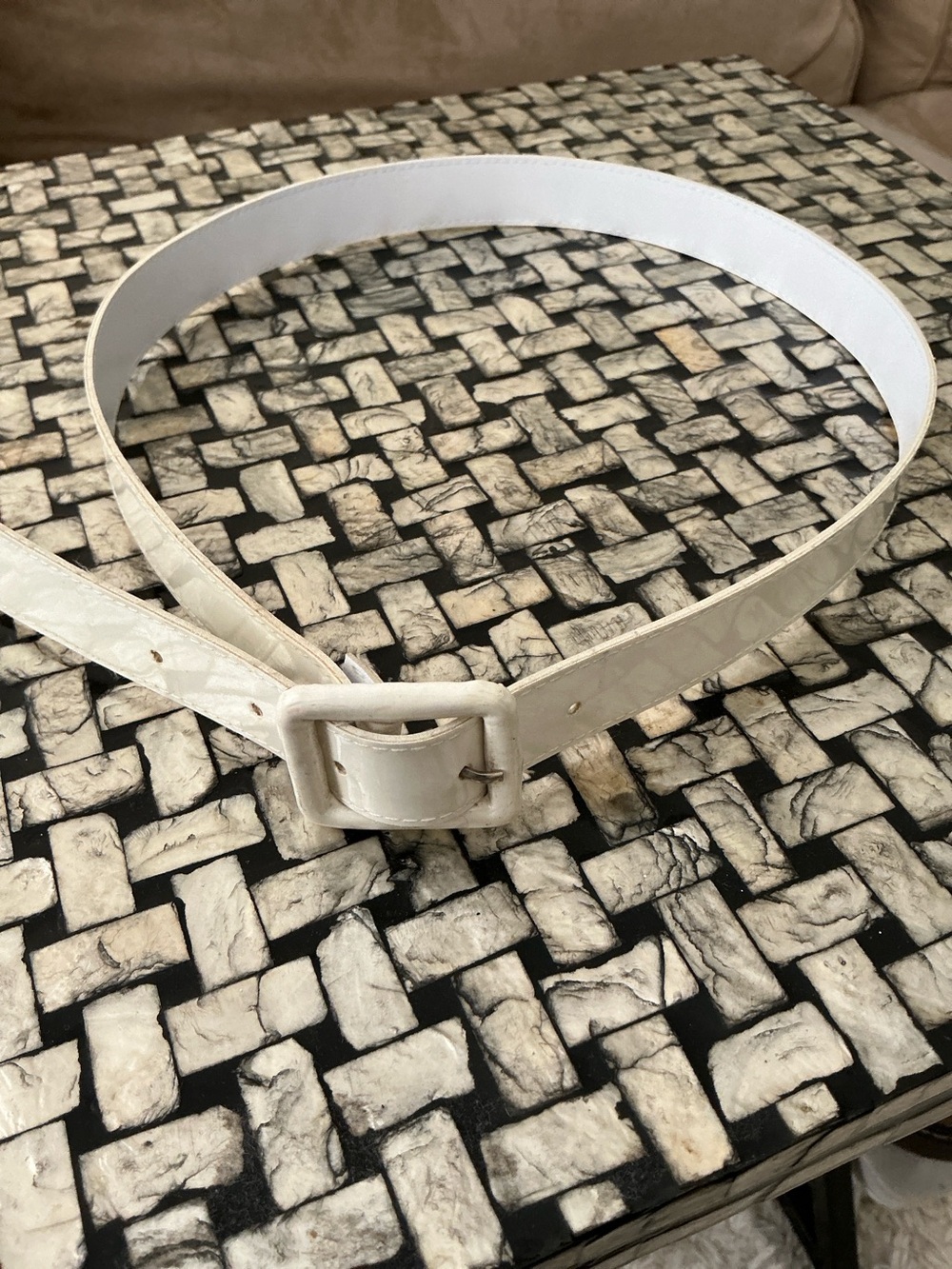 VINTAGE White Patent Leather Belt
